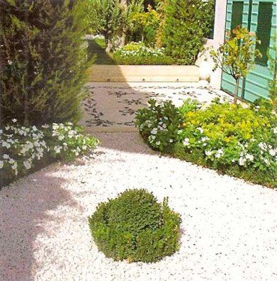 Azulejera Cerámica Cordobesa S.L. piedra de canto rodado para decorar terraza o jardín