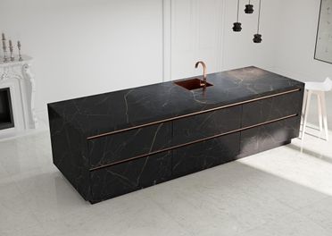 Azulejera Cerámica Cordobesa S.L. serie nero ardi porcelánico de gran formato coverlam (grespania)