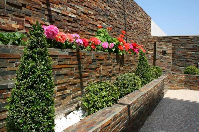 Azulejera Cerámica Cordobesa S.L. plaquetas de piedra natural para interior o exterior